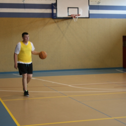 Mecz koszykówki uczniowie kontra nauczyciele – czerwiec 2013 r